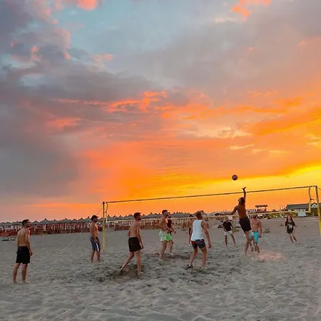 White Villa Baks-Rrjoll